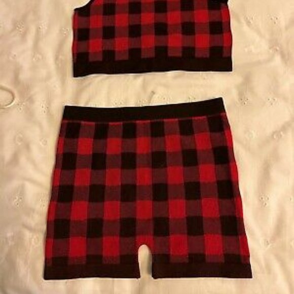 Bozzolo red black check short and crop top set S/M 5-6 sleeveless - Picture 2 of 4